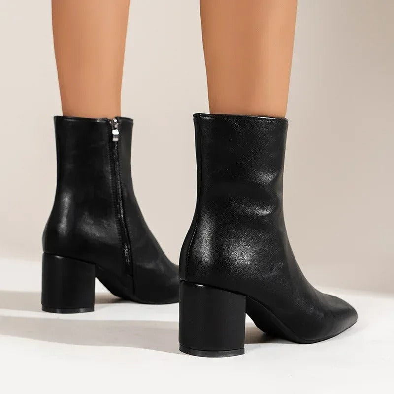 Enkellaars - Dames - Blokhak met Zijrits - Modieuze Schoenen - STIJL VOLGENDE
