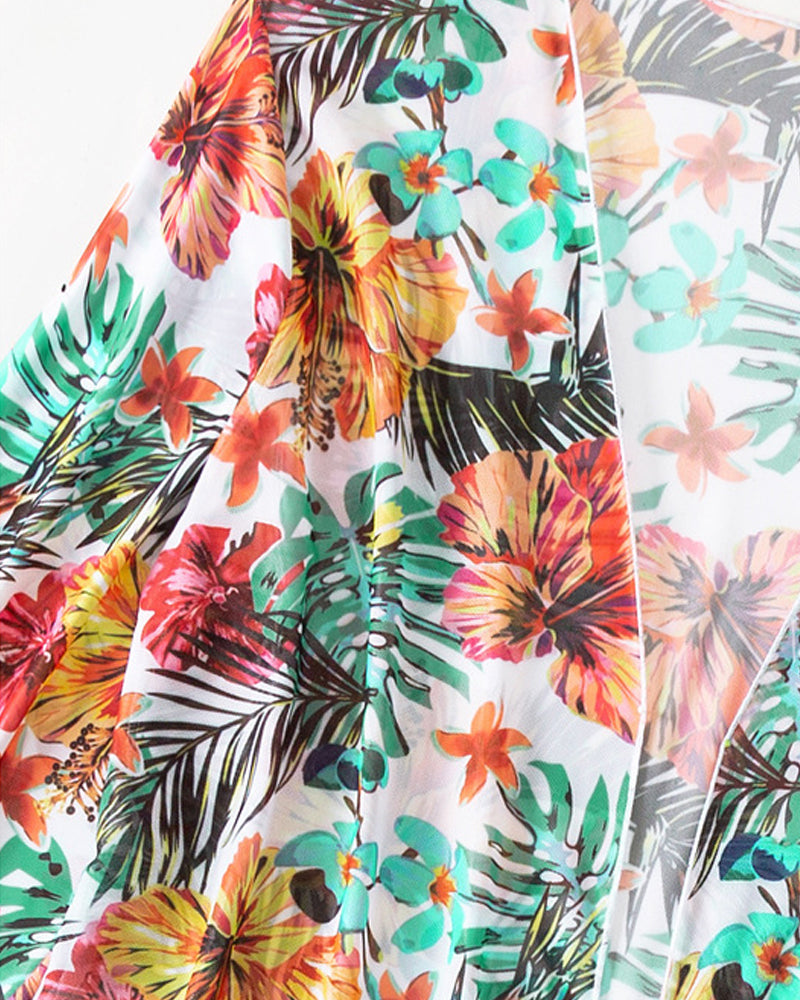 Driedelige bikini-set met bloemenprint en bijpassende rok – Solmira BloomSet