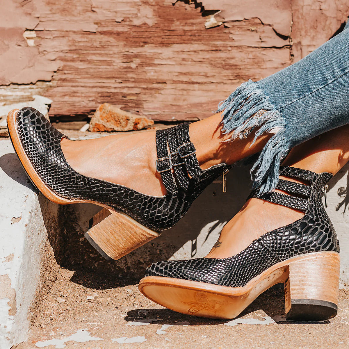 Elegante hoge dameslaarzen met ritssluiting en comfortabele blokhak – ClarévaBoots