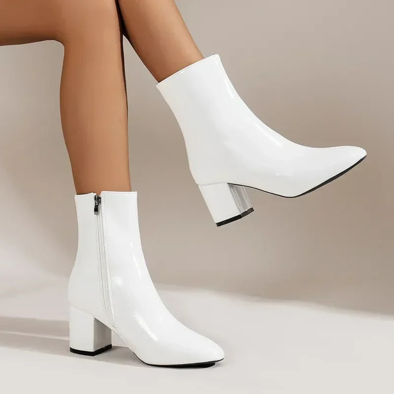 Enkellaars - Dames - Blokhak met Zijrits - Modieuze Schoenen - STIJL VOLGENDE
