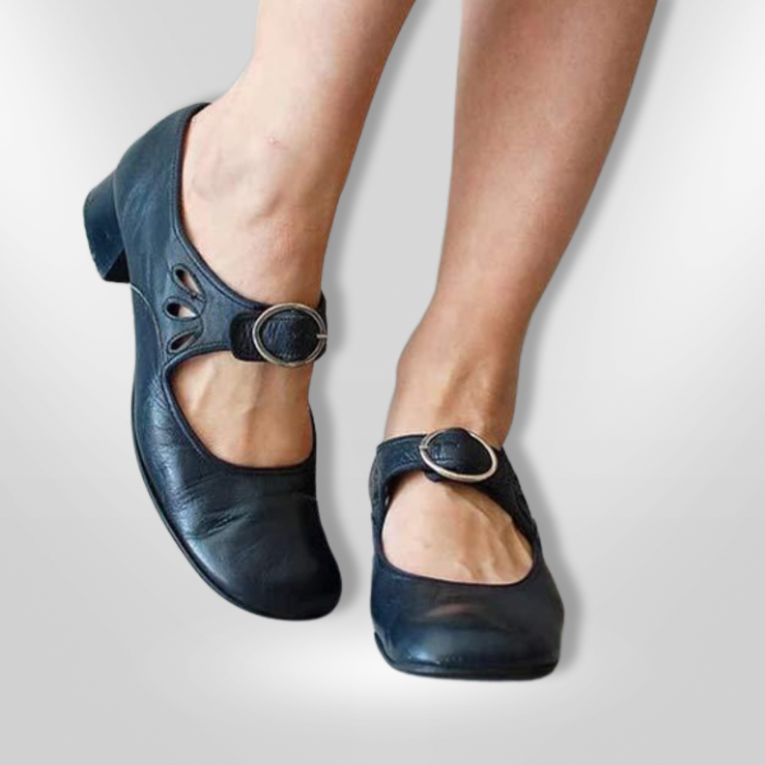 Klassieke leren sandalen met kruisbandjes en verstelbare sluiting – SelinaCross ComfortWalks