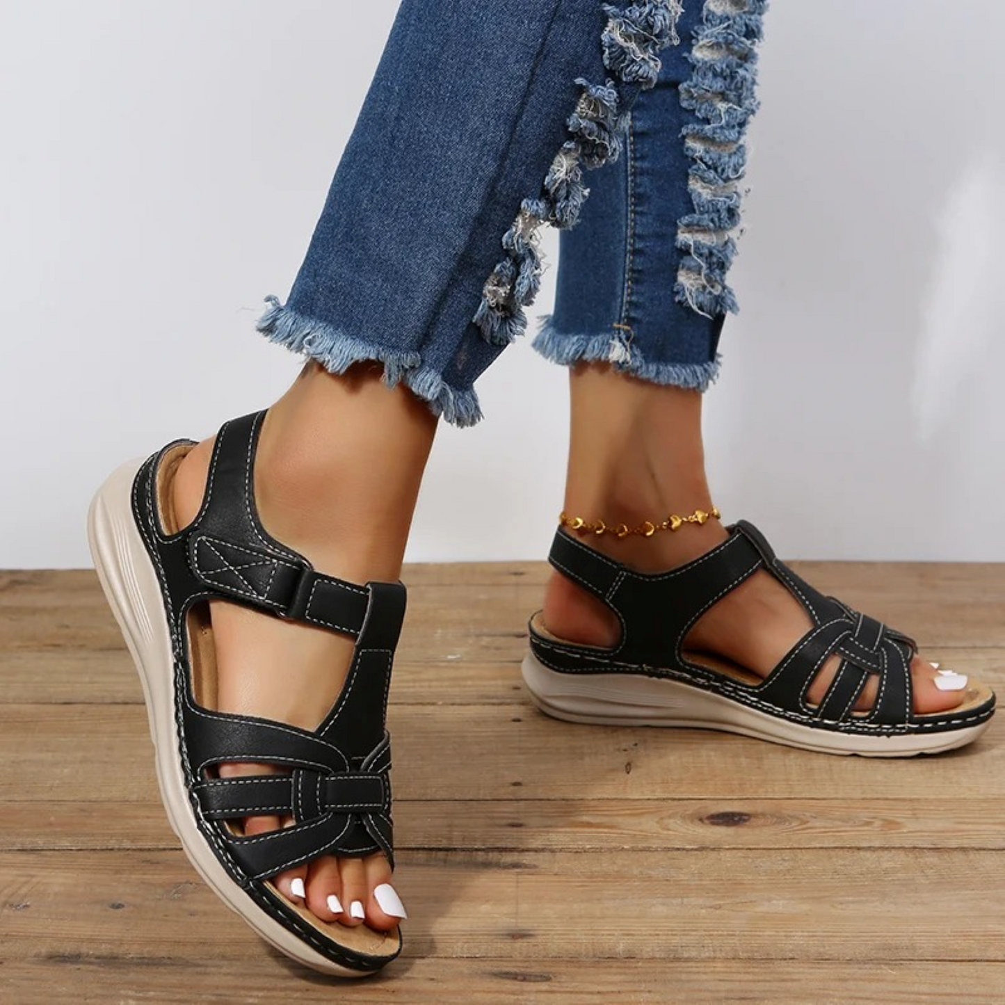 Orthopedische dames sandalen van zacht suède met verstelbare pasvorm – ARVIA SUEDE