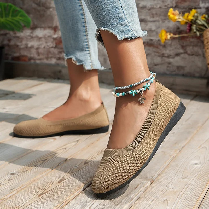 Lichtgewicht ademende damesschoenen met antislip zool – BalaeraStep