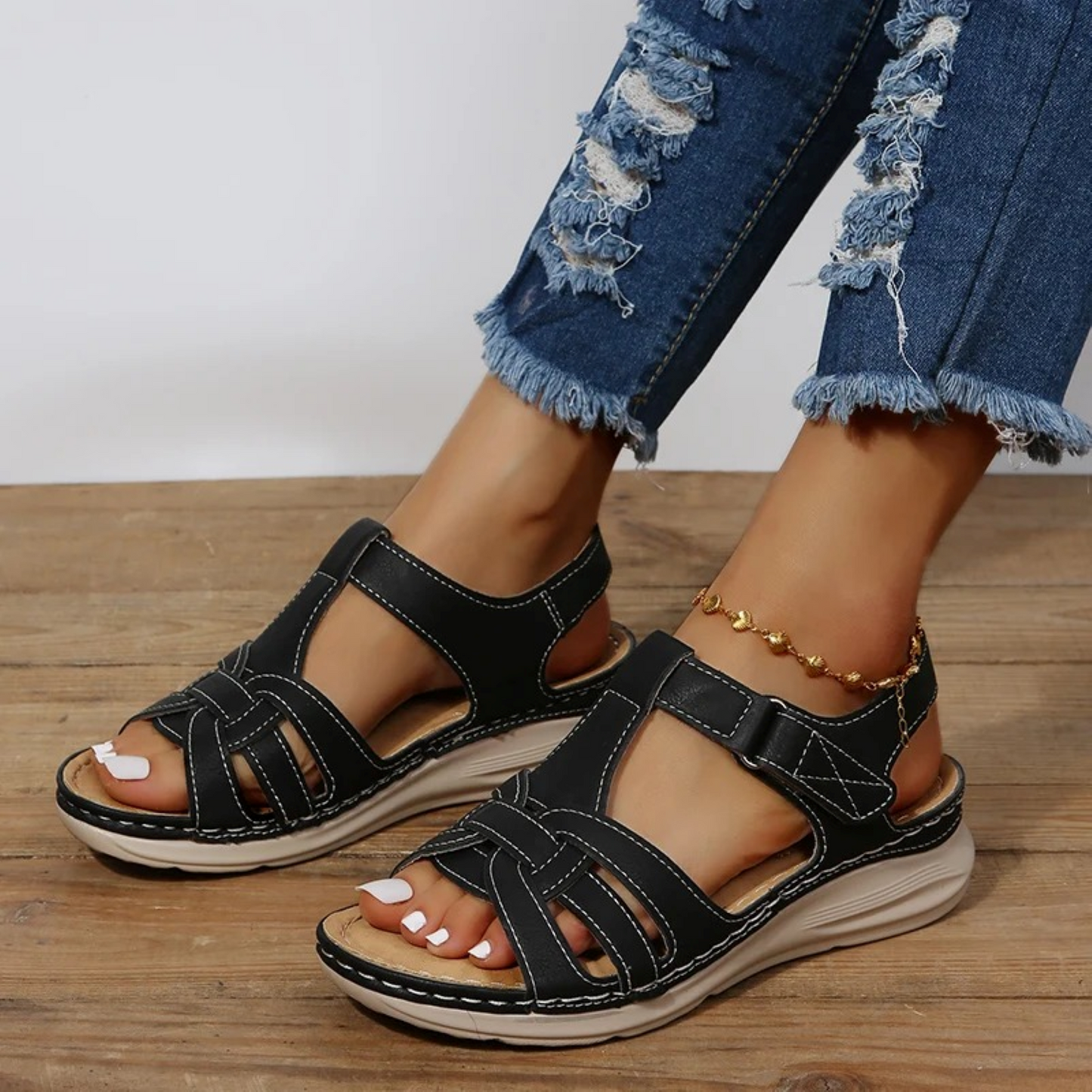 Orthopedische dames sandalen van zacht suède met verstelbare pasvorm – ARVIA SUEDE