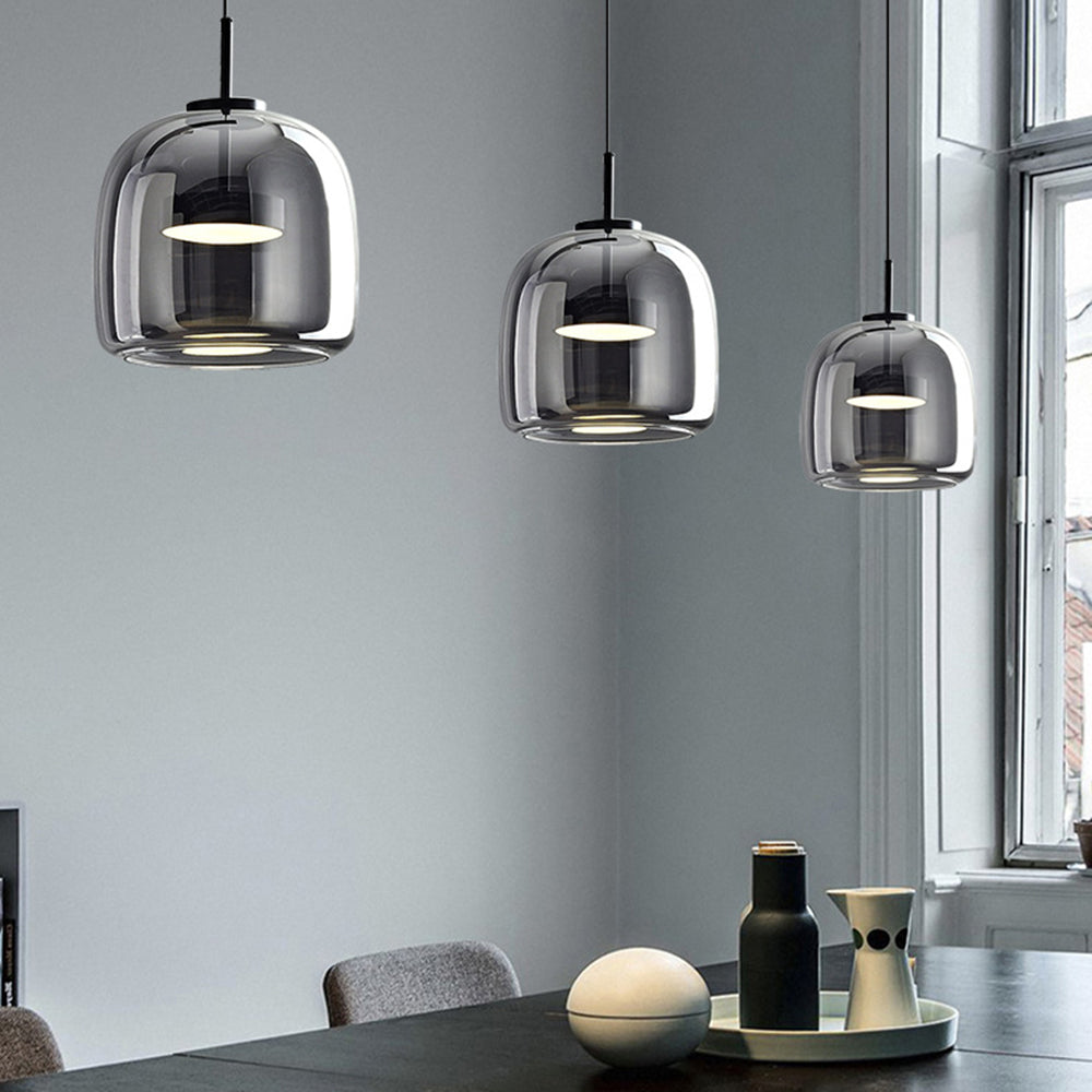 NOYA – Retro LED hanglamp in goud en amber voor een elegante touch