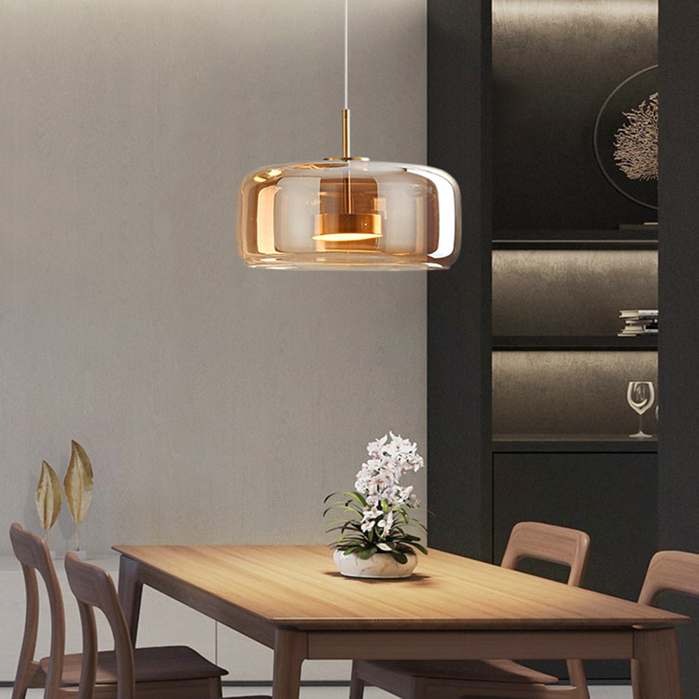 NOYA – Retro LED hanglamp in goud en amber voor een elegante touch