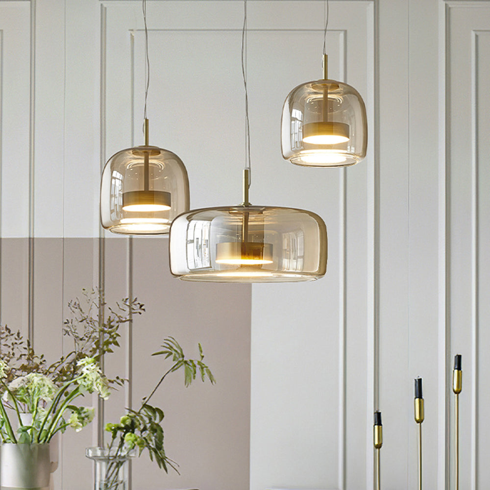 NOYA – Retro LED hanglamp in goud en amber voor een elegante touch