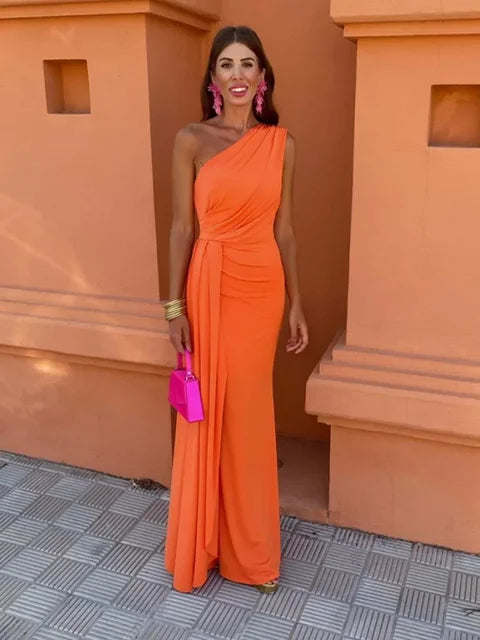 Vrouwen - Elegante Mouwloze Maxi-Jurk - Asymmetrische Halslijn - Formele Kleding - TIJDLOZE CHARME