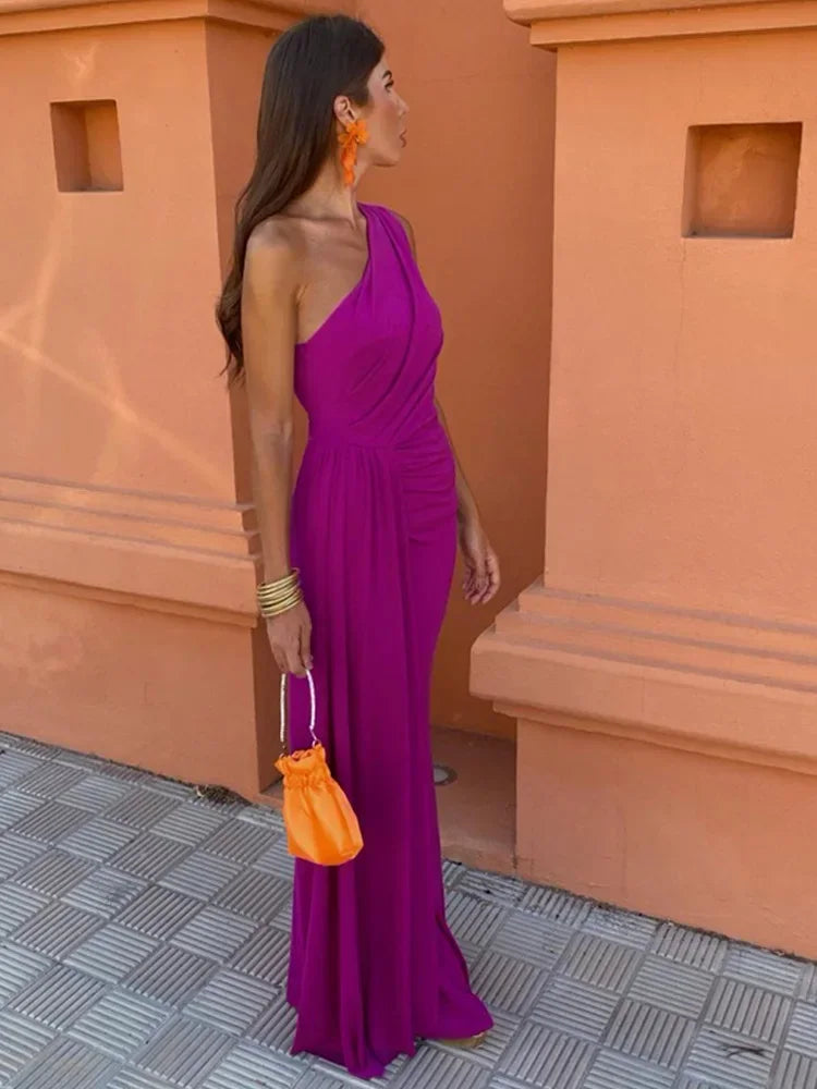 Vrouwen - Elegante Mouwloze Maxi-Jurk - Asymmetrische Halslijn - Formele Kleding - TIJDLOZE CHARME