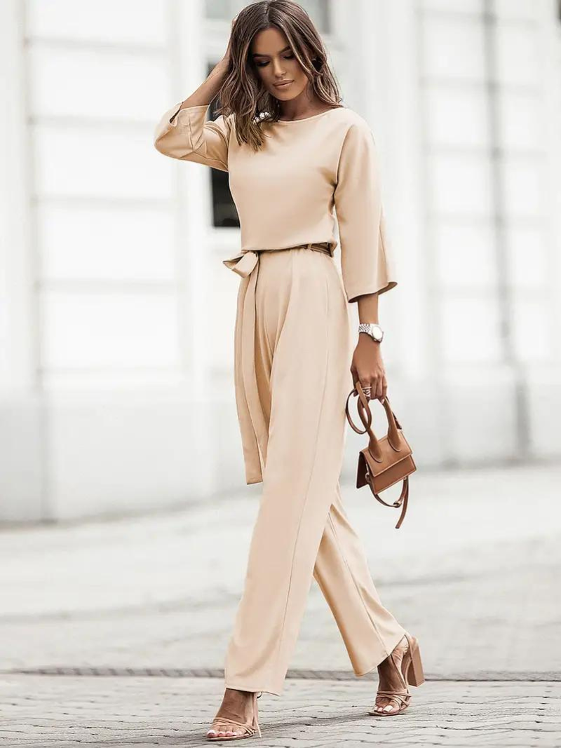 Elegante damesjumpsuit met flatterende taille en chique snit – CELISTA ELEGANCE