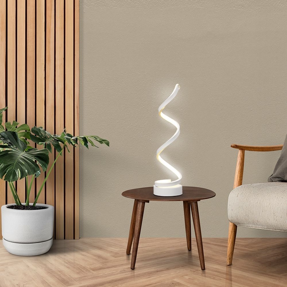 Moderne spiraallamp met warm LED-licht en compact design – LumoSpiral GlowLite