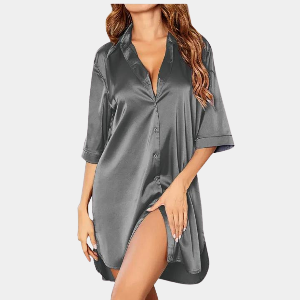 Elegant satijnen nachthemd met knoopsluiting – SilvanaLuxe