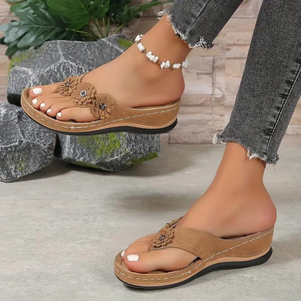 Zomerse dames sandalen met bloemen en comfortabel voetbed – FLORÈLLE BLOOM
