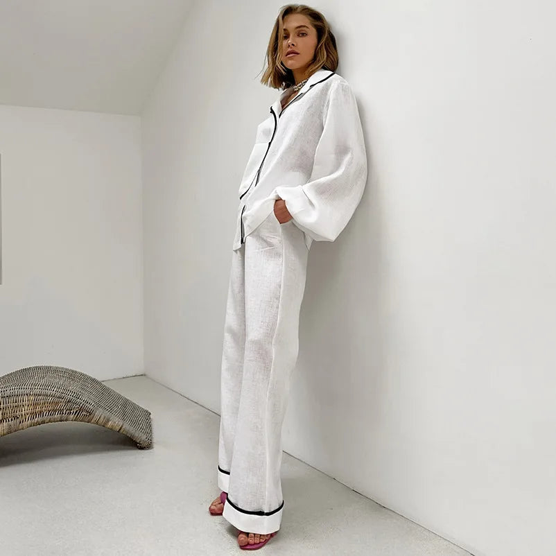 Satijnen dames pyjamaset met contrasterende paspels – AMELISE ÉDITION
