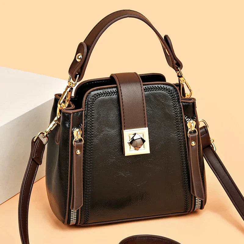 VIENNA - Elegante schoudertas met metalen details voor dames