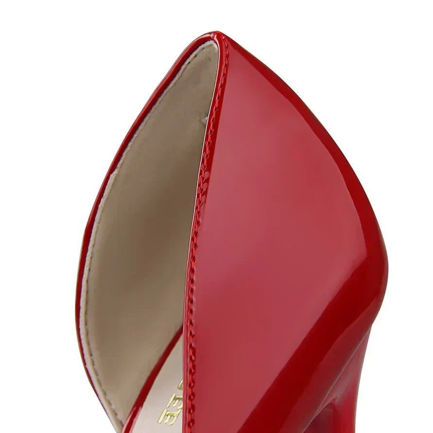 Vrouwen - Puntige Damespumps - Comfortabele Hakken - Elegante Schoenen - CLASSIC CHIC