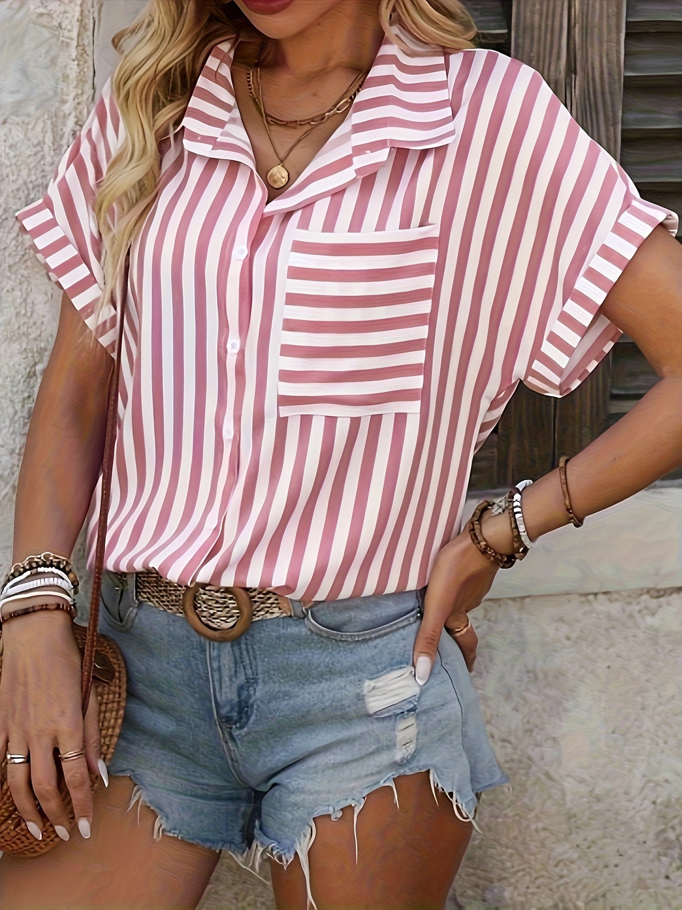 Sophie | Dames Blouse Korte Mouw met Speelse Streepdetails en V-Hals 5