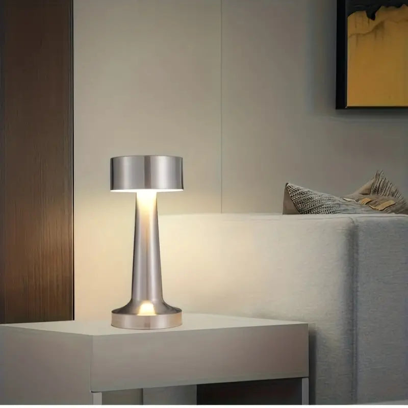Retro tafellamp met glazen bol en warm LED-licht – GlowMuse RetroLight