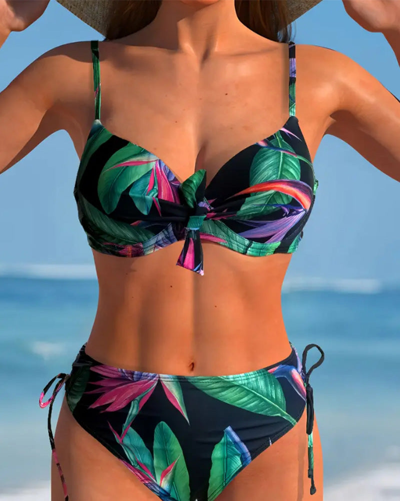 TRINOVA – Eendelig Badpak met Print en Triangle BH-Bandjes