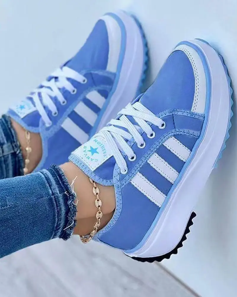 Dames - Comfortabele Plateausneakers - Lichtgewicht Ontwerp - Stijlvolle Sneakers - CLIODHNA