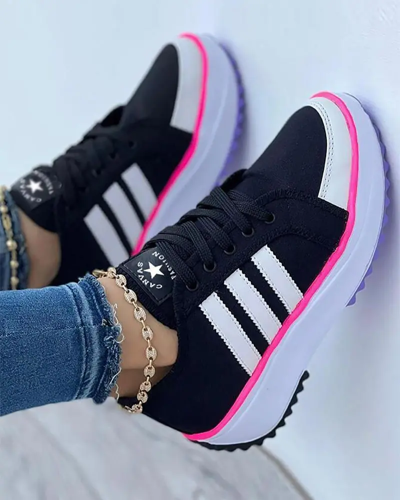 Dames - Comfortabele Plateausneakers - Lichtgewicht Ontwerp - Stijlvolle Sneakers - CLIODHNA
