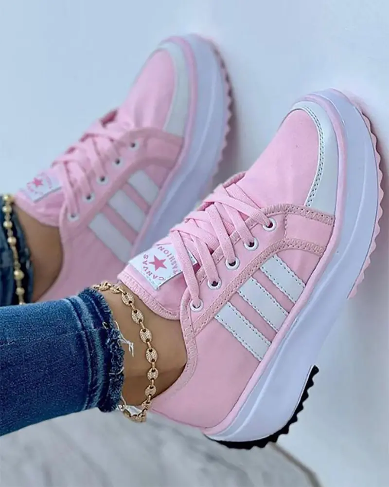 Dames - Comfortabele Plateausneakers - Lichtgewicht Ontwerp - Stijlvolle Sneakers - CLIODHNA