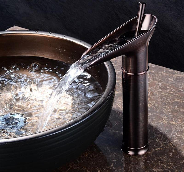 VINTAFLOW - Antieke waterval wastafelkraan voor de badkamer