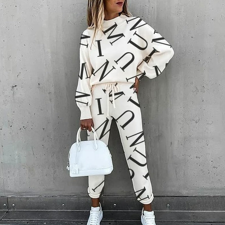 Trendy letter print jurk voor een statement look – Lexa Script