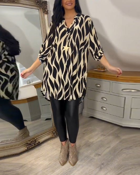 Luxe Tuniek Met Dynamisch Grafisch Patroon Voor Elegante Vrouwelijke Stijl – ALANA DYNAMIQUE