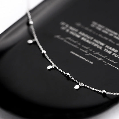 Fijne Dames Choker Ketting met Druppelaccenten voor Elegante Gelegenheden – LILA GLOW