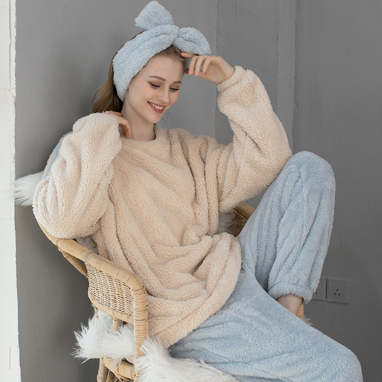 Warme fluffy dames pyjamaset met kerstdessin – SNUGGLESEASON SET