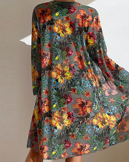 Driedelige bikini-set met bloemenprint en bijpassende rok – Solmira BloomSet