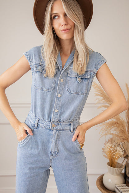 Trendy denim dames jumpsuit met tailleceintuur en knoopsluiting – RAVIA DENIMFIT