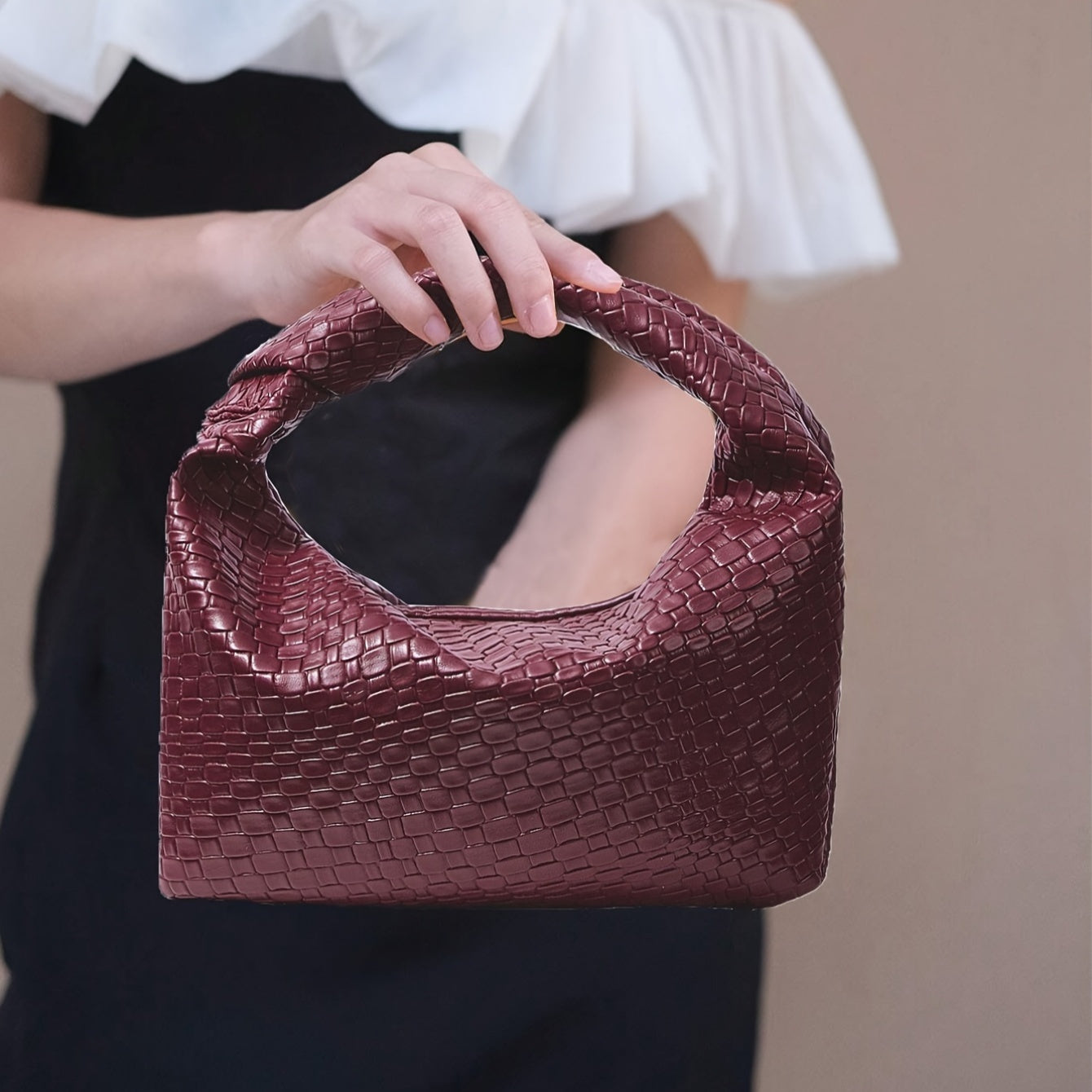 Vrouwen - Gevlochten Handtas - Woven - Compact Ontwerp - Stijlvolle Accessoire