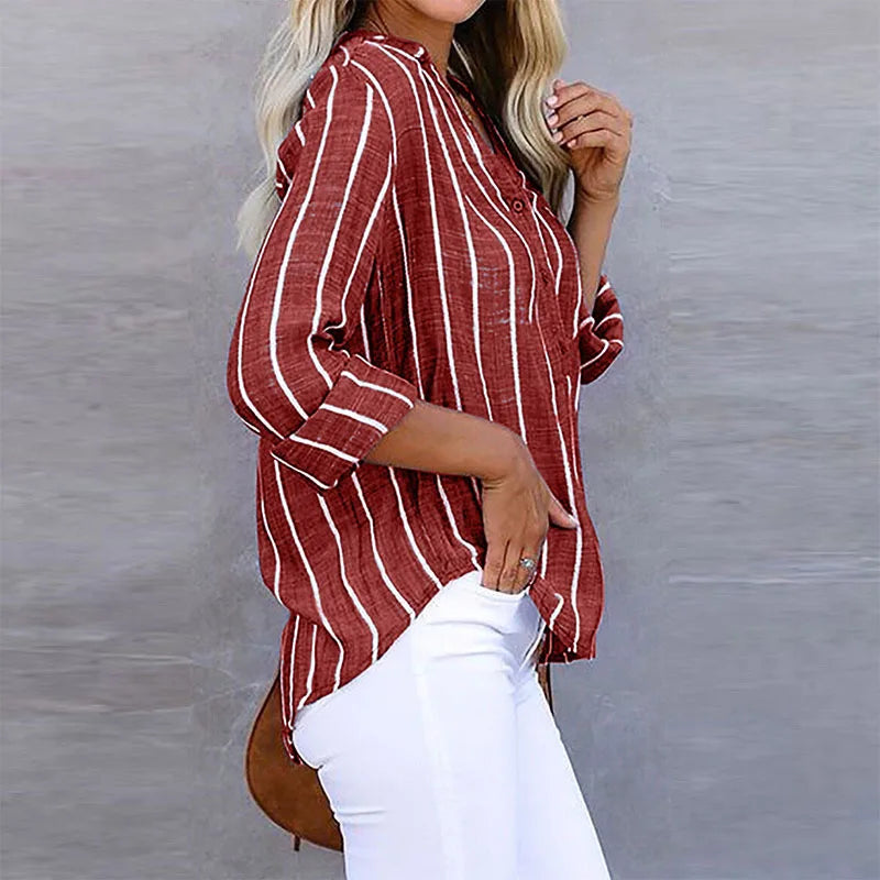 Lana | Losvallende Witte Blouse Dames met V-hals en Knoopsluiting 2