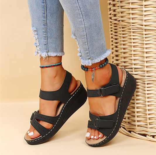 Dames - Retro Orthopedische Sandalen - Zachte Sleehak met Klittenbandsluiting - Comfortabele Voetondersteuning - VINTAGE COMFORT