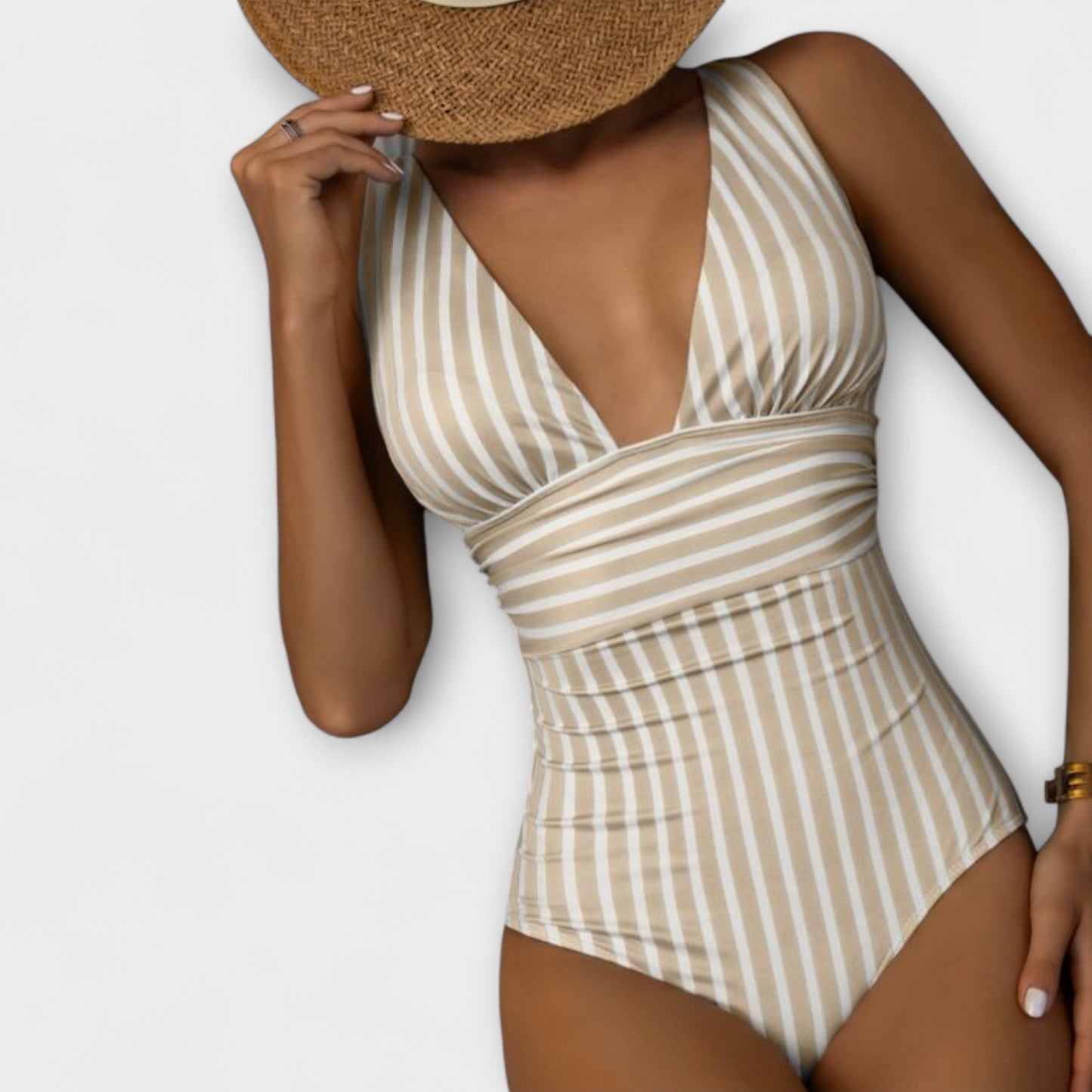 Sophie | Dames Badpak met Diepe V-hals en Streepmotief voor Elegante Zwemmers 2