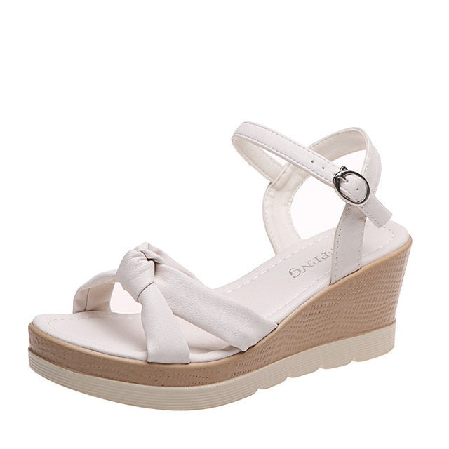 Elegante wedge sandalen met bandjes en comfortabele hak – ELVIRA WEDGE