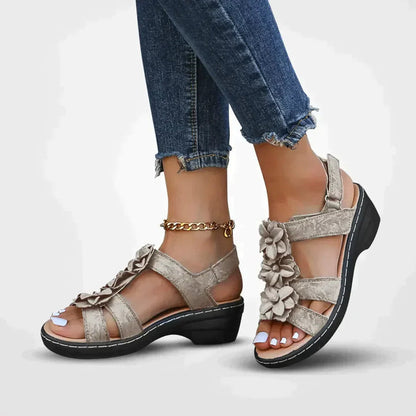 Zomerse Sandalen - Dames - Comfortabel Ontwerp - Bloemdetail - GABY SANDALEN
