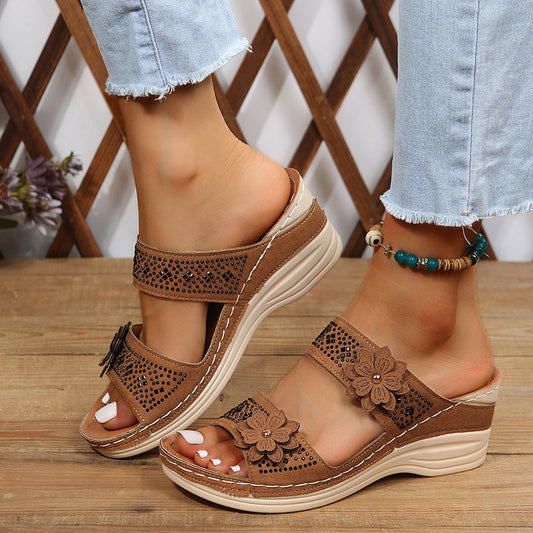 Dames - Sleehakken Sandalen - Met Bloem en Strass - Comfortabele Steunzolen - ELEGANTIE