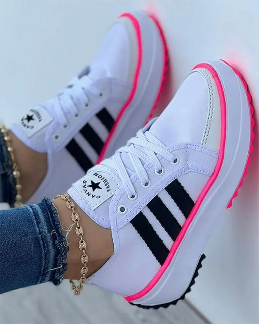 Dames - Comfortabele Plateausneakers - Lichtgewicht Ontwerp - Stijlvolle Sneakers - CLIODHNA
