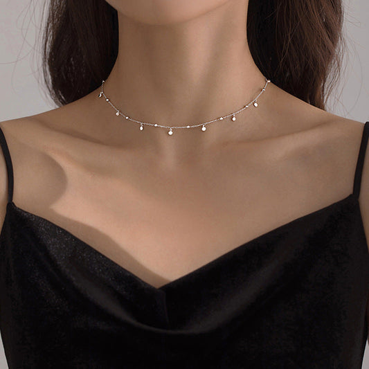 Fijne Dames Choker Ketting met Druppelaccenten voor Elegante Gelegenheden – LILA GLOW