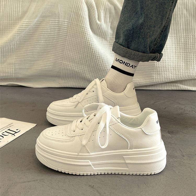 Casual Schoenen - Vrouwen - Dikke Zool - Witte Schoenen - NOVA