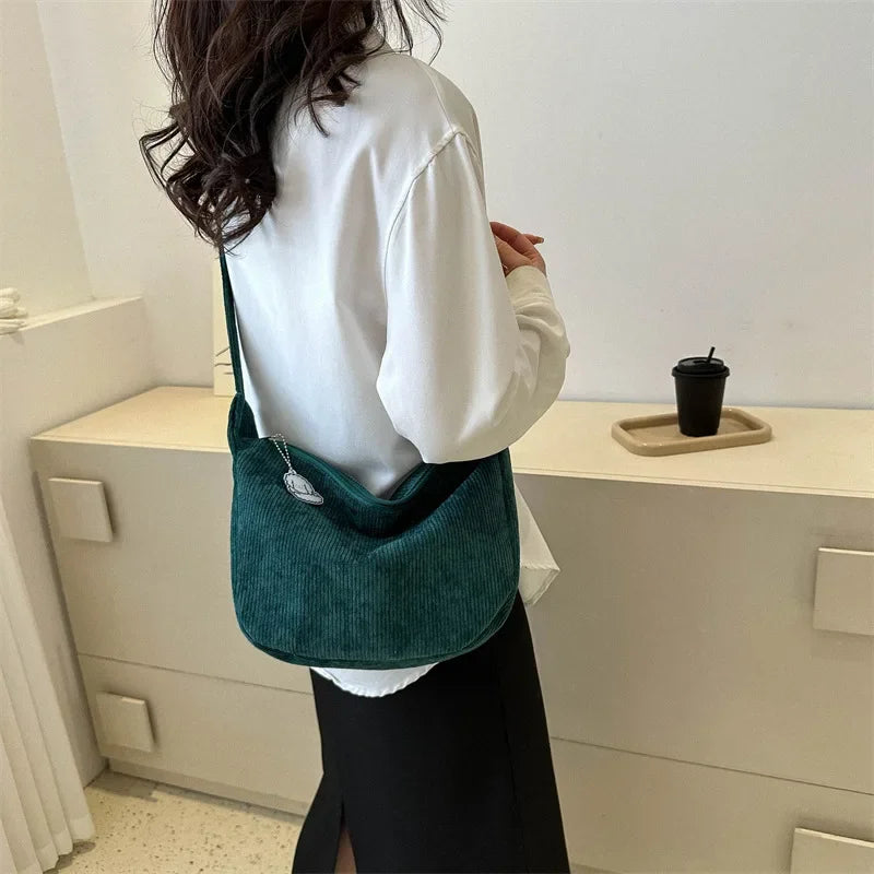 Vrouwen - Corduroy Crossbody Tas - Trendy Dumpling Vorm - Casual Draagtas - MODE TAS
